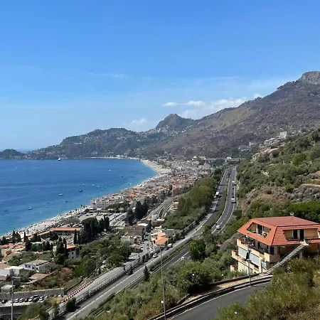 La Baia Delle Sirene Luxury Apartment Letojanni Esterno foto