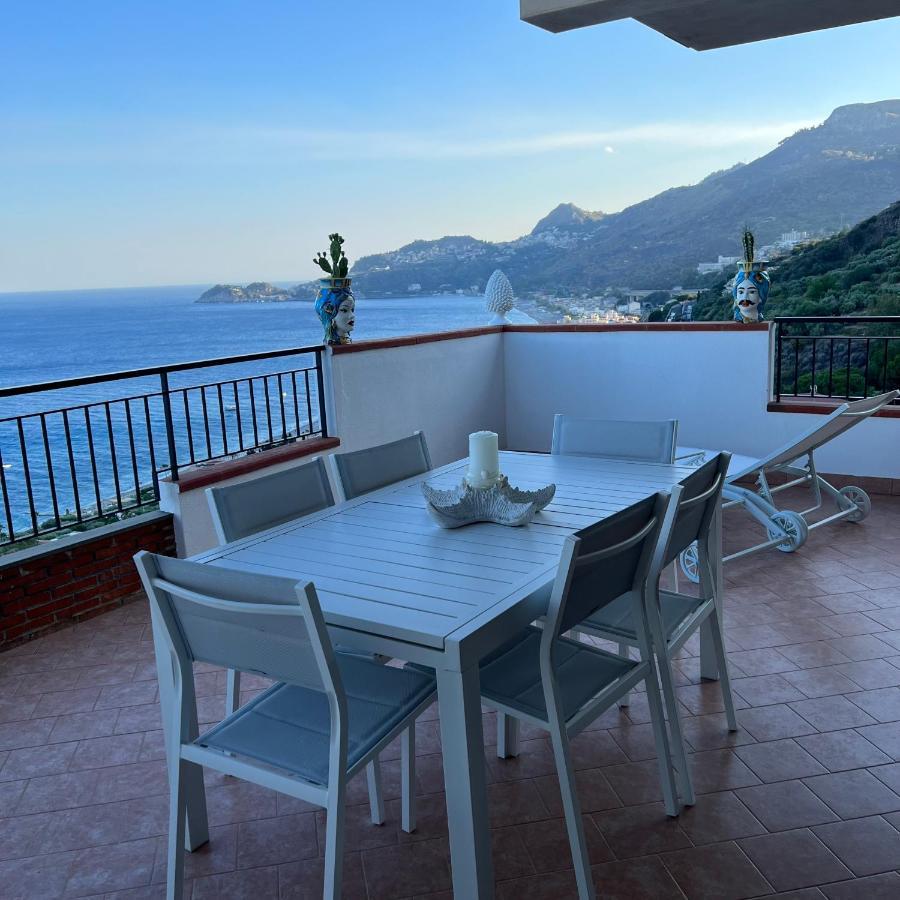 Apartment La Baia Delle Sirene Luxury Letojanni